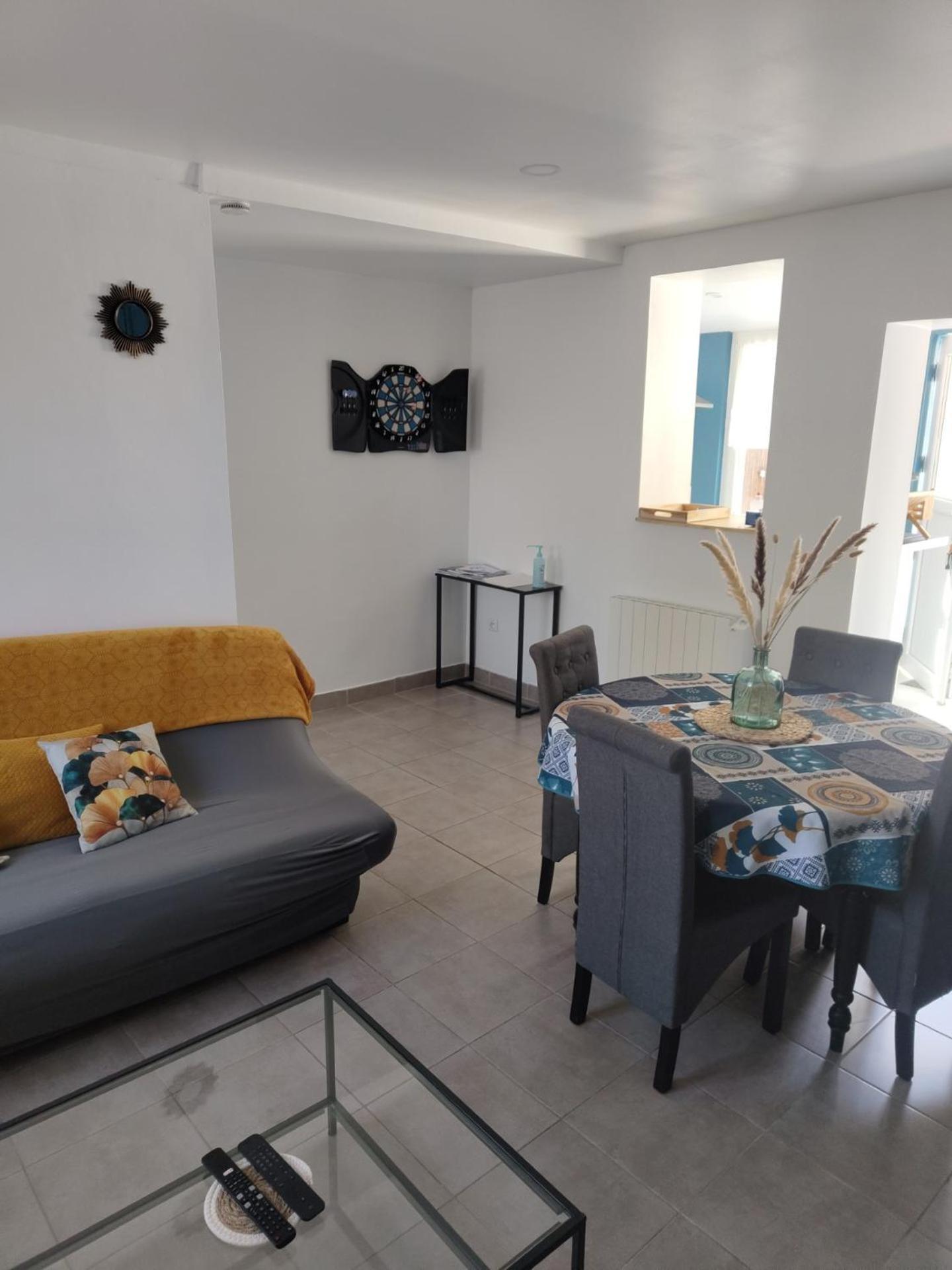 Holiday home Les Hirondelles